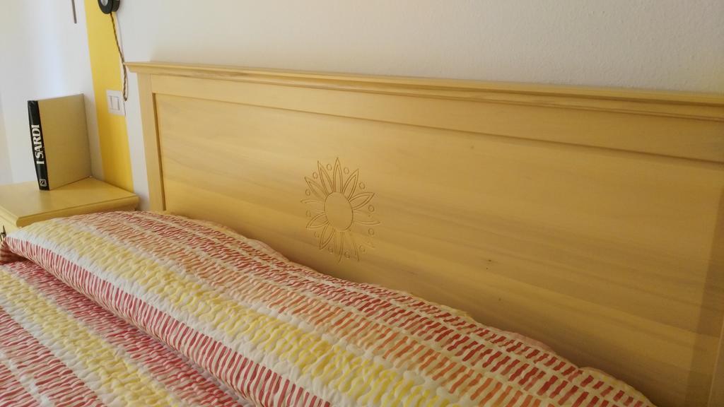 Sa Zodia Guest House Bitti Chambre photo